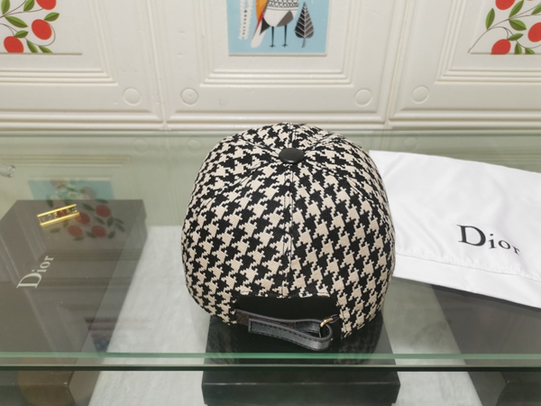 ブランド帽子側面デザイン